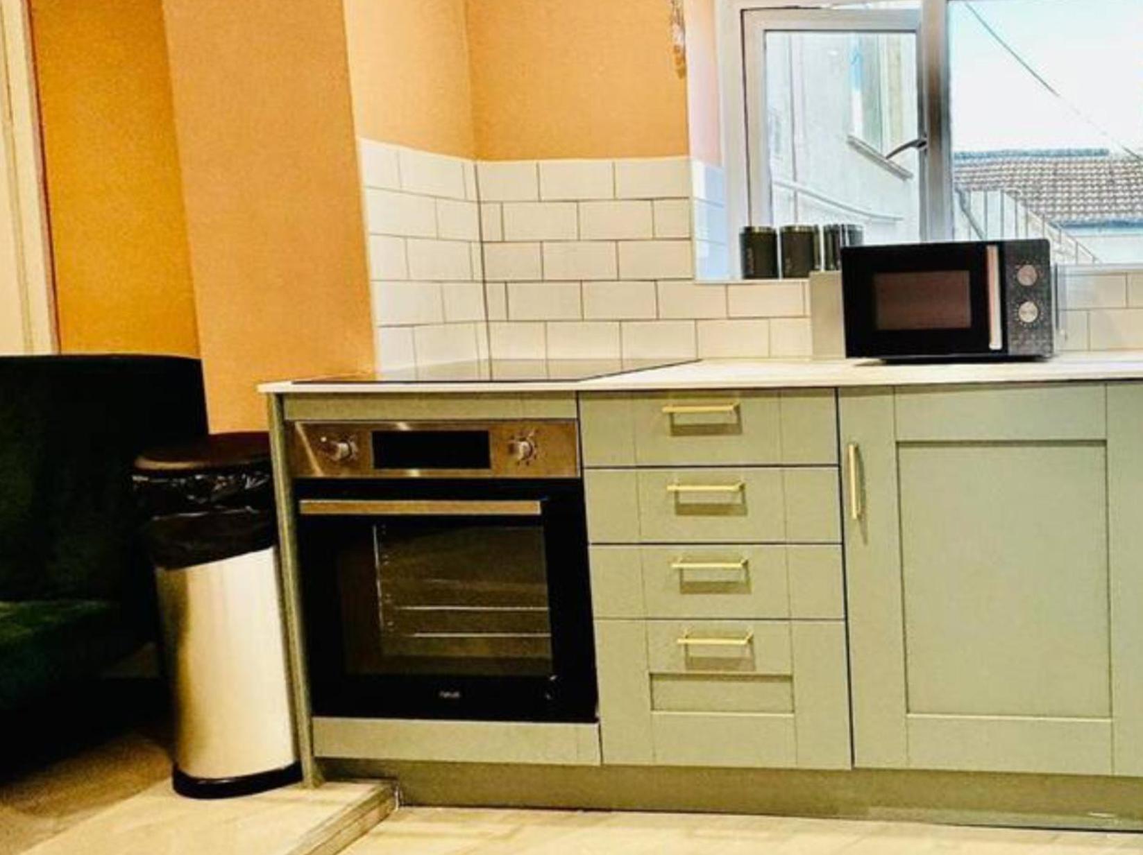 Flash Sale Brighton Train Station 1 Bedroom Flat Bn137Che03 Екстериор снимка